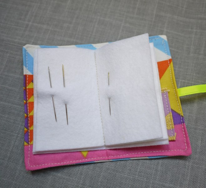 needle book, needle bed