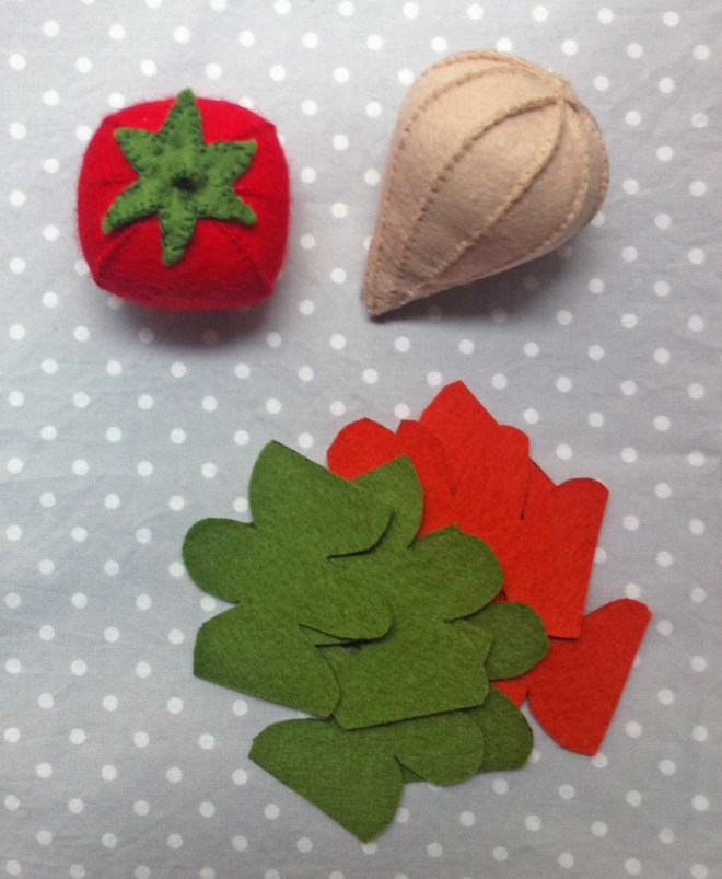 felt veggies